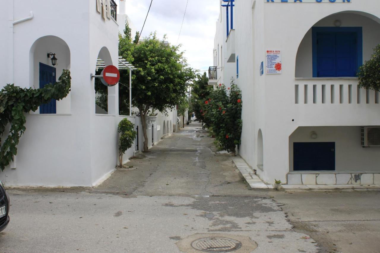 Vasilikos Studios Naxos City Екстериор снимка