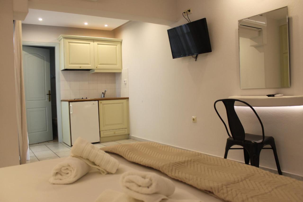 Vasilikos Studios Naxos City Екстериор снимка